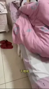 孕妇老公出差，深夜潜入孕妇家中偷情，真实孕妇偷情