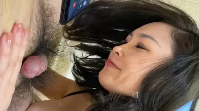 [原创] 约炮的时候还要和其他炮友电聊