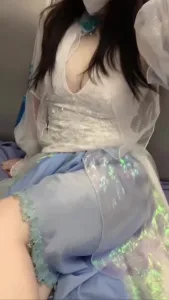 极品人妻家中偷情出轨奶子粉嫩身材圆润被操到呻吟只喊要不停