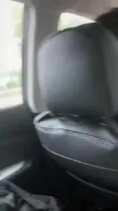 绿奴开车我在后面玩他的母狗老婆