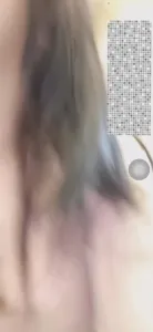 重庆骚母狗视频裸聊露脸摸胸