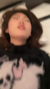 极品母狗怼脸操，操的母狗直吐舌头！！！