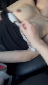 车上玩胸