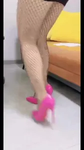 骚熟女自拍自慰1