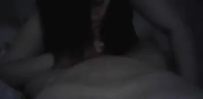 熟女很认真的吃JB