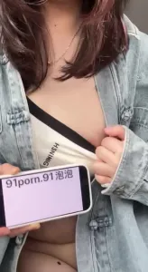 [原创] 91泡泡-肉便器之自慰喷水舔手指-寻济南周边单男/金主