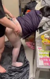 后入烟台大学城极品肥臀肉丝学姐，学姐可约