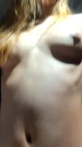 黄毛精神小妹，完整版已上传至电报群