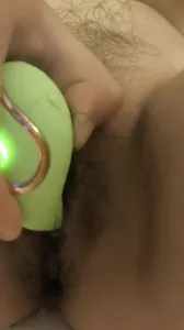 重庆大学生母狗，跳弹我给她买的，正在蛊惑她做妓女！