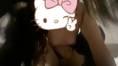 （视频女主已经成年）母狗学妹上位骑乘