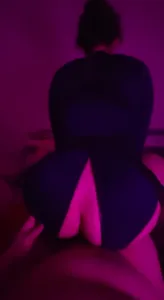 肥臀骚妻女上续