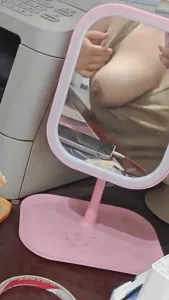 坦克有偿自拍希望有哥哥疼我