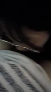 约炮极品眼镜反差大三学妹，超淫荡口交