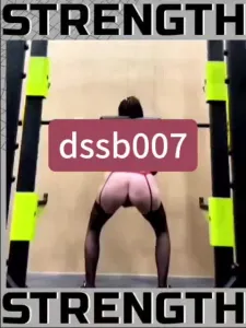 健身房角落，怎么越练越少