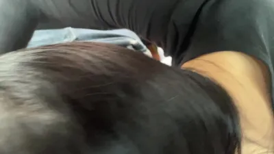 人妻车内帮忙口交