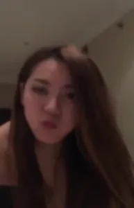 做了好久工作终于让拍了，性感尤物口交