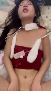 07年的女友都这么淫荡了 也不知道被多少个男人操过