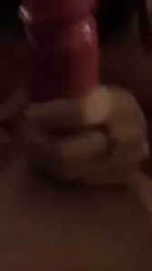 极品騷屄口爆吞精，床上也是风骚无限