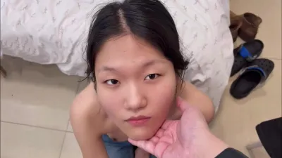 原档素人情侣泄密！云南的小姐姐操逼啪啪舔脚口交吞精敷面膜 骚得飞起