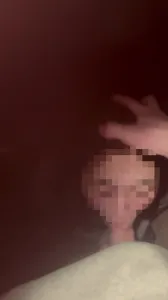 [原创] 已婚偷情少妇楼梯间吃鸡巴