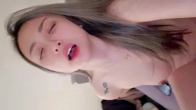 性瘾极大的反差御姐母狗眼里只有对高潮的渴望