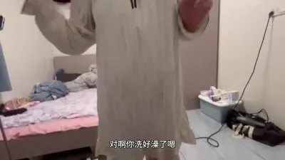 刚结婚一个月的人妻老公刚走就我过去