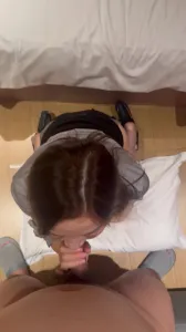 还是这个服装店店长