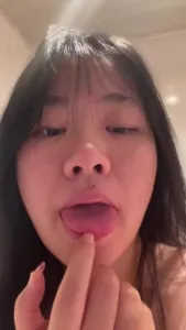 反差骚货！人前文静可爱私下情欲母狗，反差感拉满，还是少妇会玩
