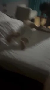 00 后少妇 SPA，申请论坛邀请码