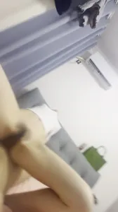 骚货女友自己动起来了