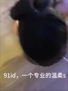 [原创] 调教02年嫩母狗之爬行阳具插逼，完整版主页，