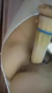 苗条熟女