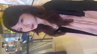 约了台球女助教逛商场，逛到一半就忍不住想操她