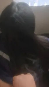 我在楼上操她老婆··他老公在楼下等我签字。