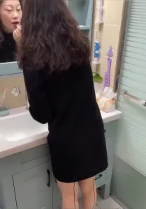40 岁熟女 得不到满足对高潮多么的渴望