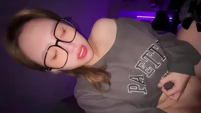 眼镜必反差！大奶黑丝御姐女神被大鸡巴爆操无套内射