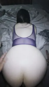 后入肥臀淫妻 评论交流