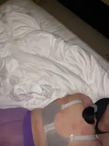 大屁股母狗吃脚趾（收金华周边母狗）