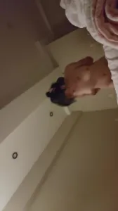 艹六万粉E奶小网红