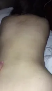 刚结婚的同事 性瘾极大 上着班跑出来偷情