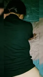 出租屋爆操人妻，连续高潮，一直喊不要！