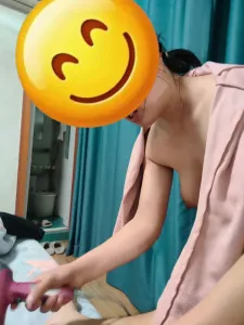 老婆居家写真带操嘴视频