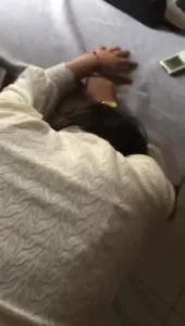 女同事家中偷情 连续干了两次