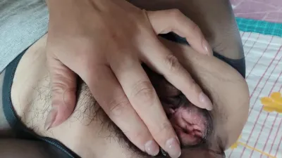 还是那个74年熟女，今天又发视频诱惑我