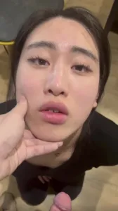 绿帽情侣让女友自己出来、找我做爱还要我拍视频给她看