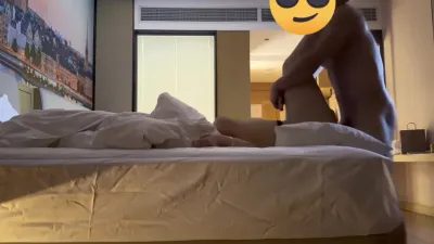 无情打桩机，肥臀母狗直接被艹瘫