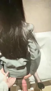 第一次见姐姐这么猛！公司聚会姐姐喝酒了 工装都没换下班了就找我操逼止