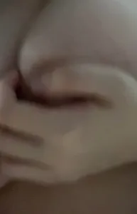 大奶妹自拍