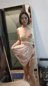 石家庄  正定学生妹，眼镜妹喜欢对着镜子干，学生妹资源。同城可推