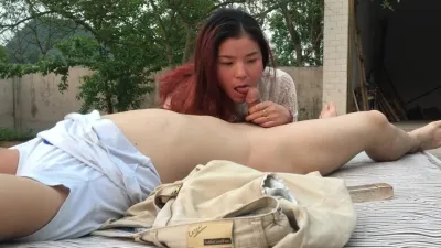 极品骚货少妇，真实反差母狗 骚穴特写 酒店全裸上位骑乘 后人